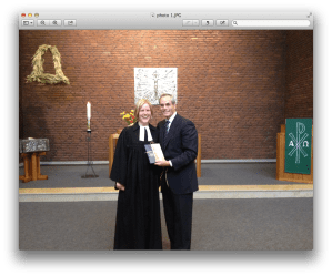 Pastorin Ulrike Wohlfahrt has just presented me with a copy of Renate Bethge's, "Dietrich Bonhoeffer: A Brief Life."